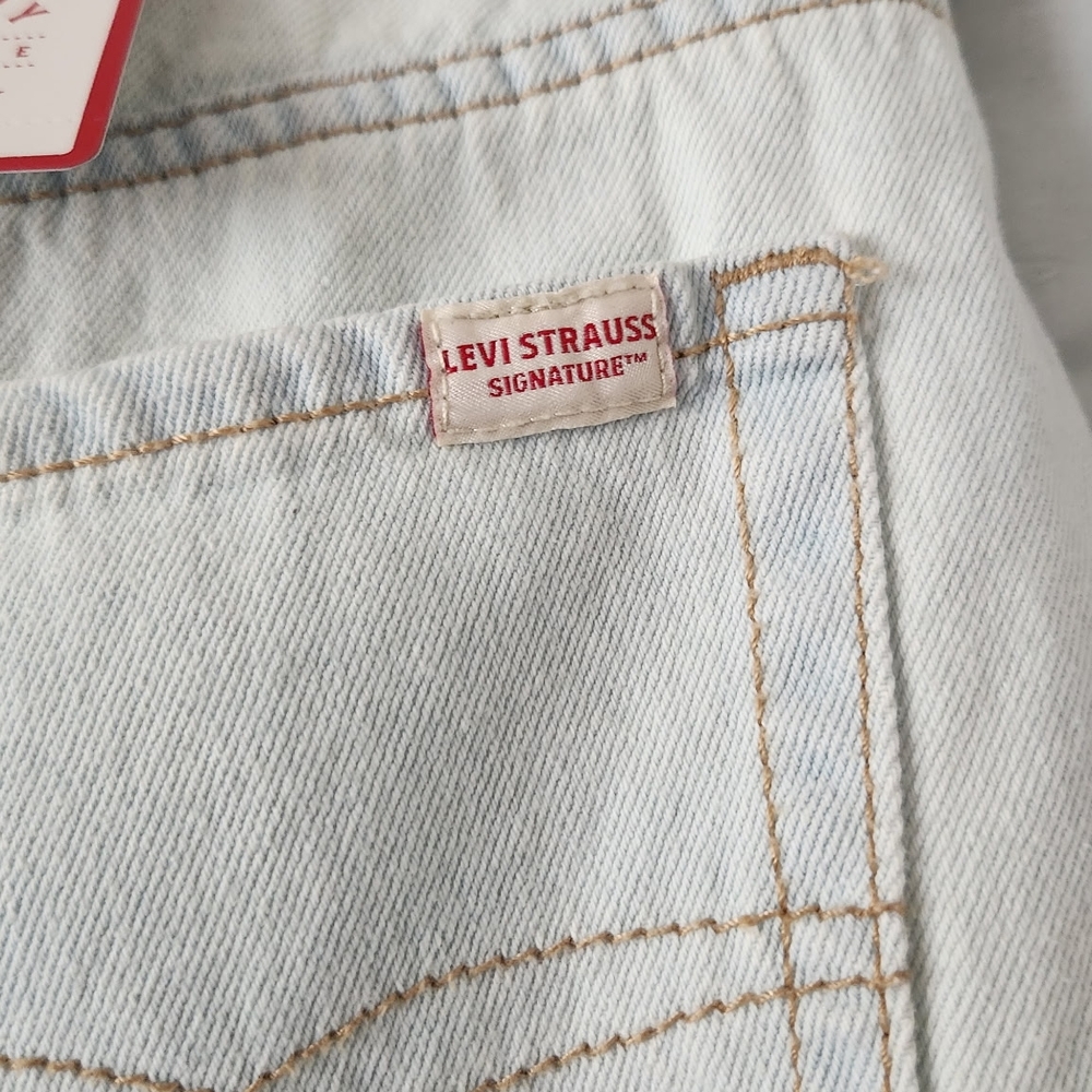 Light Blue Distressed Denim Shorts - Picture 4 of 7